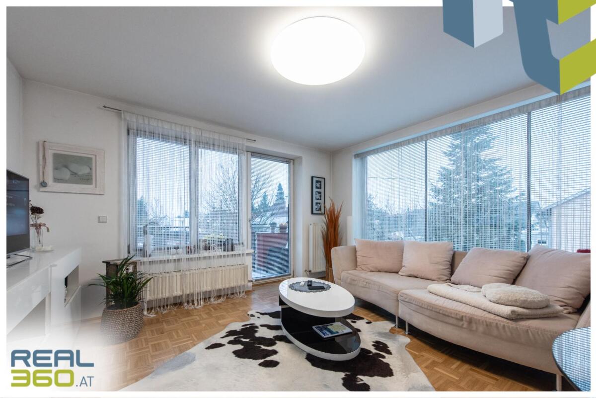 Heller freundlicher Wohnbereich