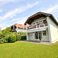 Blick auf´s Haus von der Gartenseite