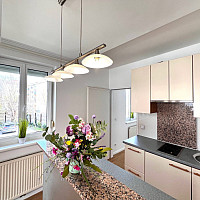 Küche mit Küchenblock