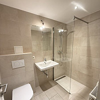 Bad: Dusche + WC
