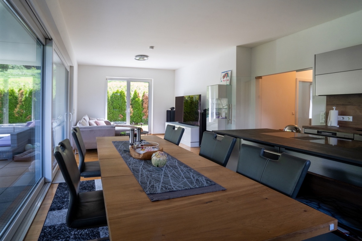 Wohn- Ess- Küchenzimmer