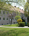 Siedlung straßenseitig