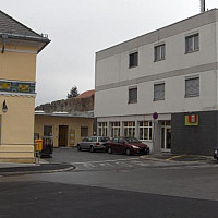 Gebäude