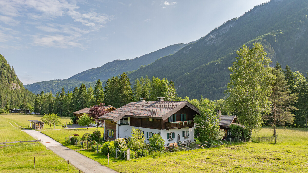 KITZIMMO-Haus in idyllischer Ruhelage kaufen - Immobilien Kirchdorf in Tirol.