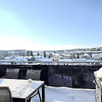 Große Dachterrasse mit Fernblick