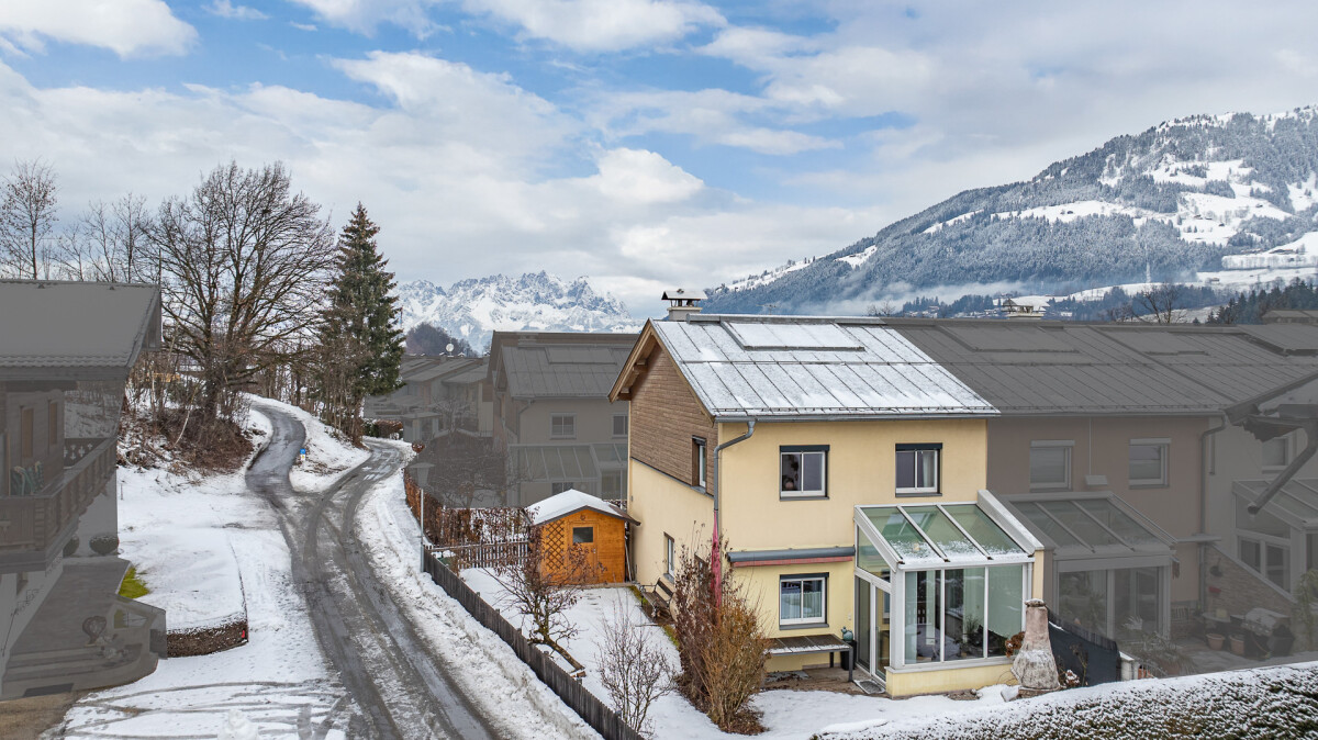 KITZIMMO-Reiheneckhaus in Ruhelage kaufen - Immobilien Kitzbühel.