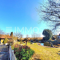 Doppelparzelle Kleingartenhaus mit Schwimmteich