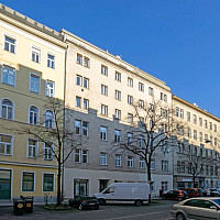 Südseitige Ansicht Straßentrakt
