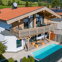 KITZIMMO-Luxuschalet mit Pool und Kaiserblick - Immobilien Ellmau.-1