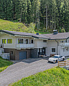 KITZIMMO-Hochwertiges Zweifamilienhaus in unverbaubarer Aussichtslage kaufen - Immobilien Hollersbach.