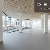 sehr gut sichtbare Geschäftsfläche - KI bearbeitet