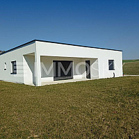 Bungalow mit Doppelgarage