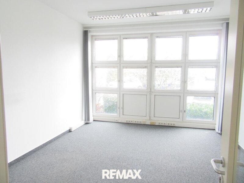 Büro 1