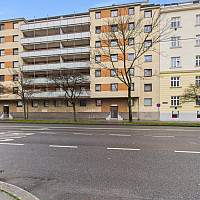 CAM04191G0-PR0072-STILL017