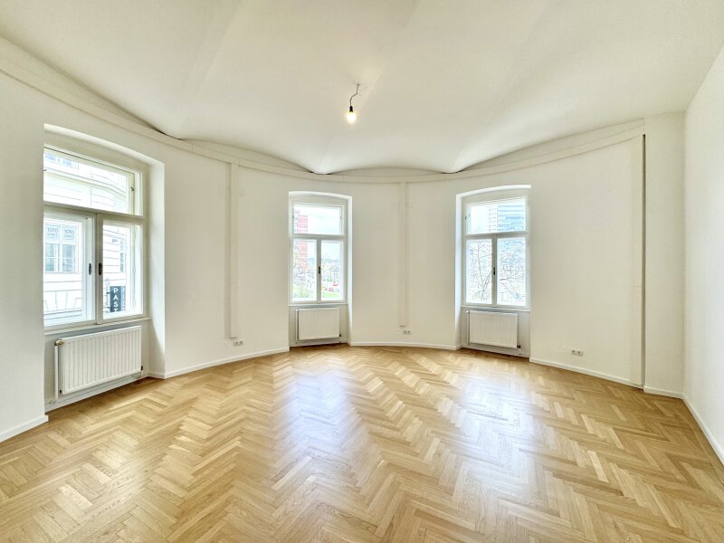 Büro 1