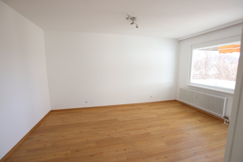 Schöne sanierte 2 Zimmer Wohnung mit Loggia in Waidmannsdorf - Lodengasse