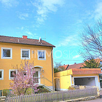 Eigenheim mit Doppelgarage