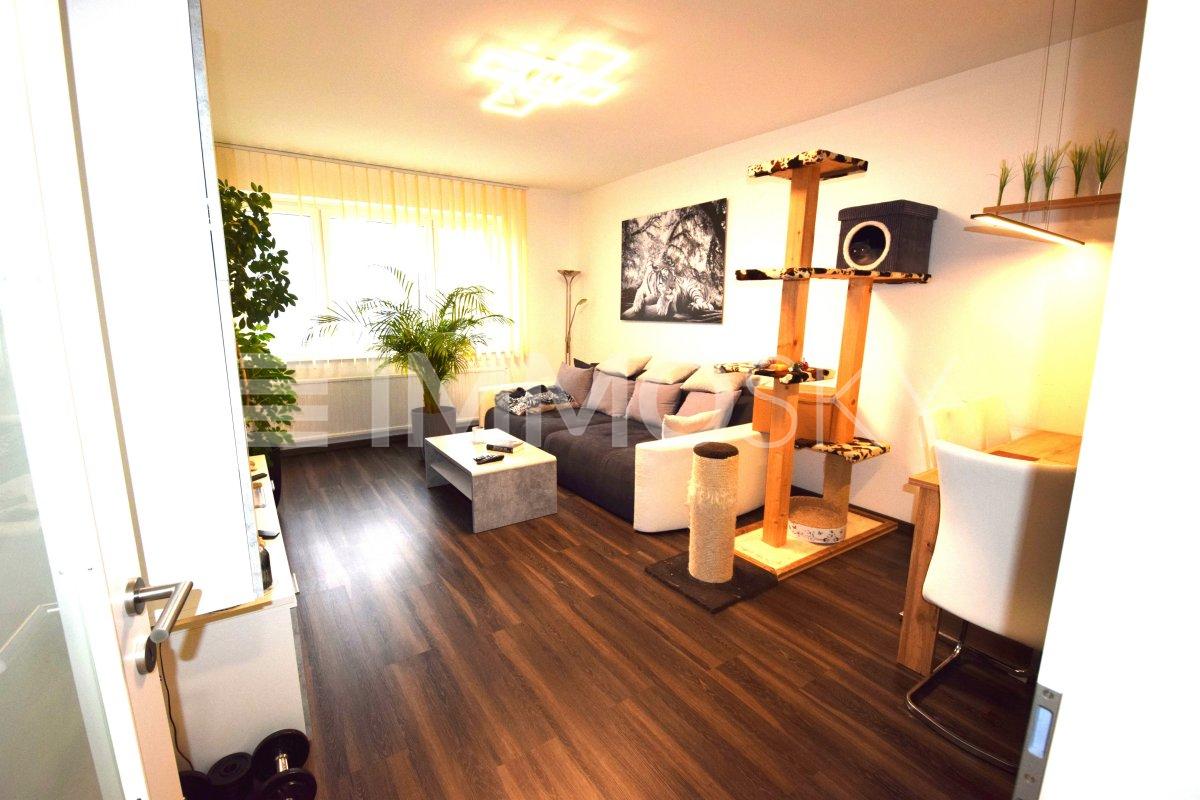 gemütliches, helles Wohnzimmer