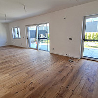 Wohn-Essbereich mit Küchenareal