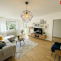 Wohnzimmer_ Deko/Möbel Einrichtungsbeispiel KI generiert