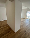 Wohnzimmer und Küche, kreisförmig begehbar
