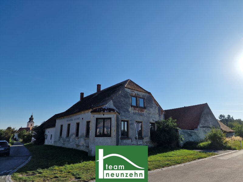 ehemaliger Bauernhof mit Dorfwirtshaus nahe Stift Geras