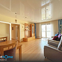 Wohnzimmer mit Loggia