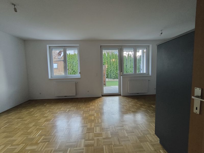 totibi ansc 5020 Sternstraße5 5 Wohnzimmer.jpg