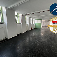 schöne Halle mit Gussasphalt