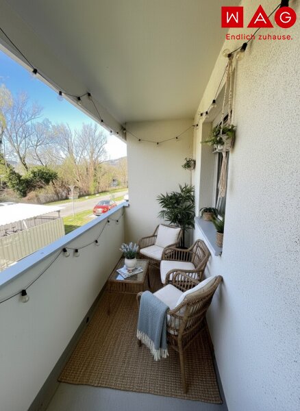 Loggia_Möbel/Deko mit KI generiert