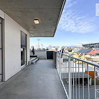 Neuwertige und schöne 3 Zi Wohnung mit Balkon und XXL-Terrasse in Graz - Liebenau