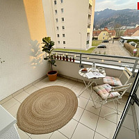 Loggia 1 mit KI dekoriert