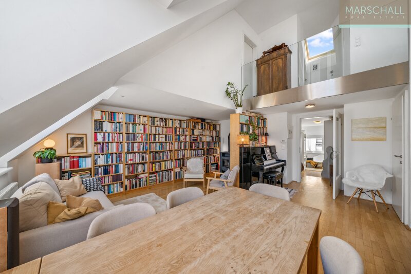 Wohnzimmer/Galerie