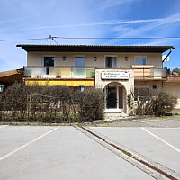 Wohn- und Geschäftshaus in Keutschach-Höflein mit 1.892m² Grundstück und 3 XXL-Garagen Nähe Rauschelesee mit vielen Verwendungsmöglichkeiten!