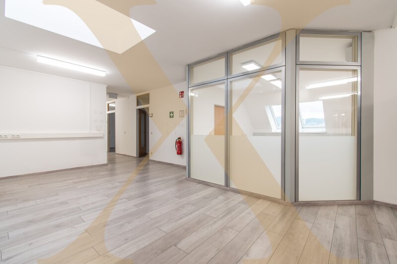 Büro I