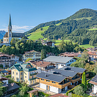 KITZIMMO-Luxuschalet in Toplage kaufen - Immobilien Kirchberg Tirol.