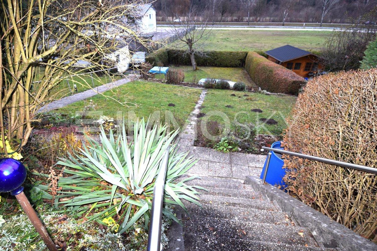 großzügiger Garten