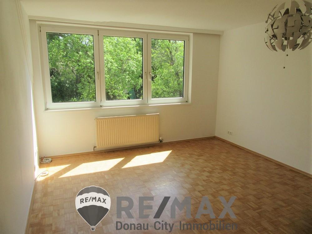 1 Wohnzimmer