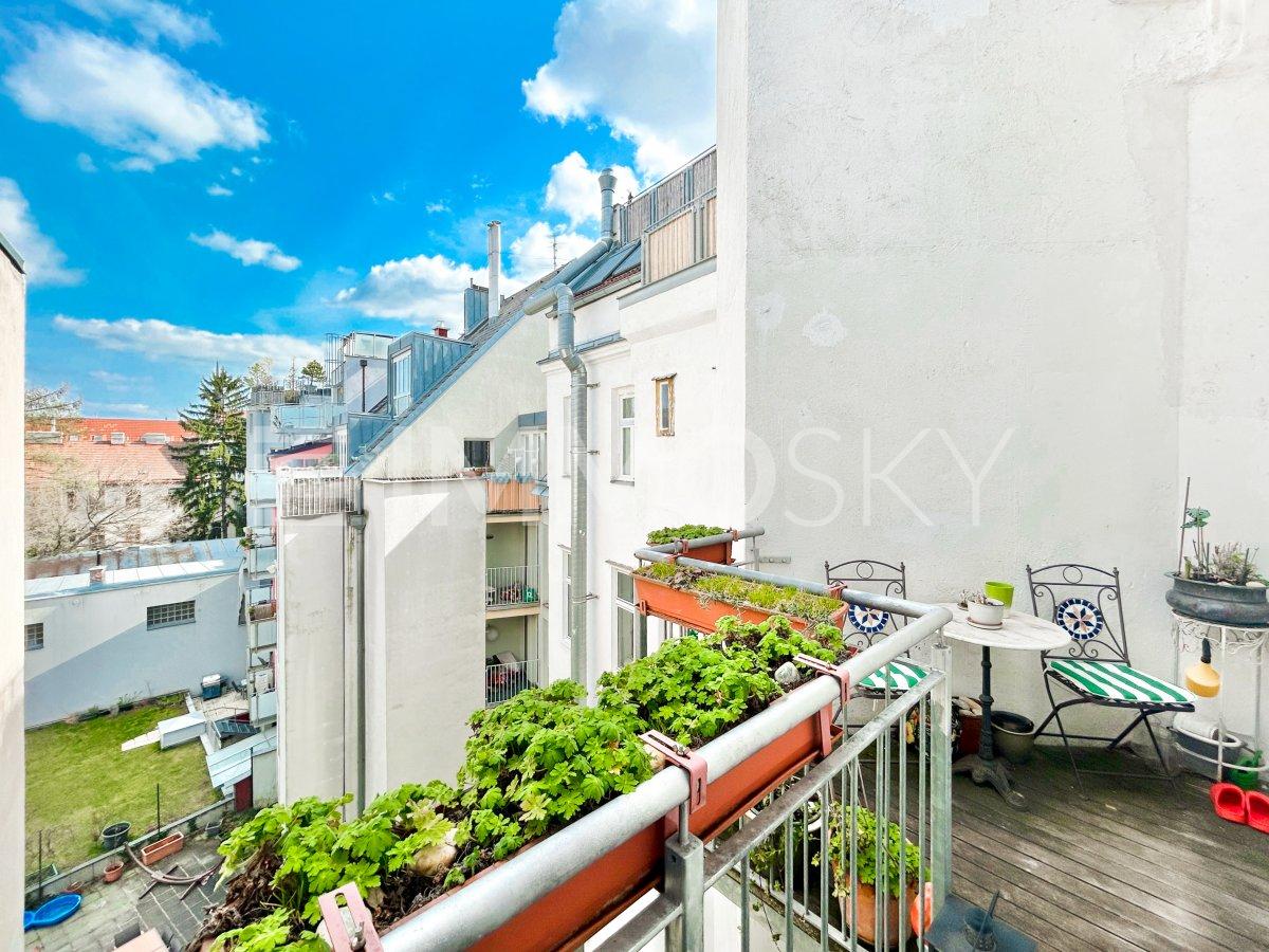 Genießen Sie hier Ihren Morgenkaffee