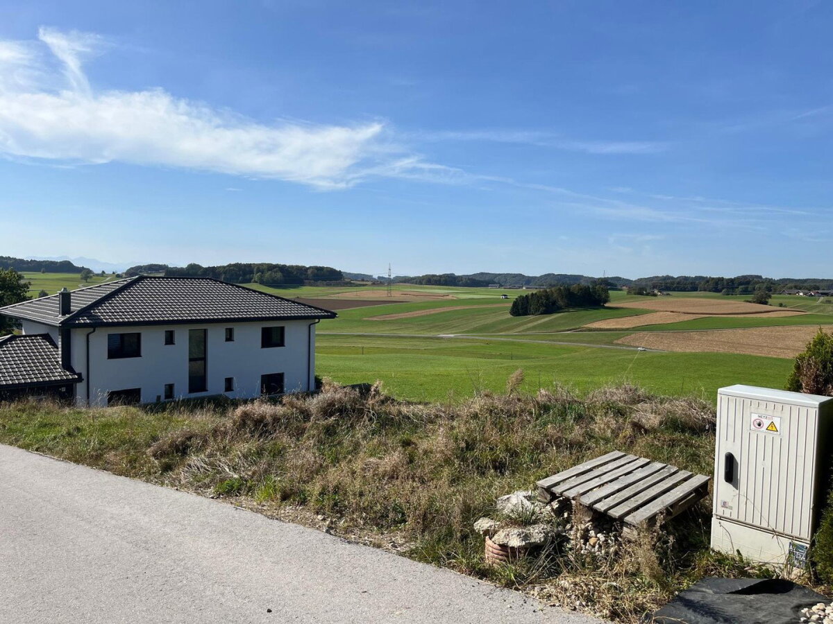Grundstück Sicht von Zufahrt
