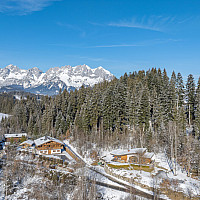 KITZIMMO-Einzigartiges Anwesen mit Blick auf den Schwarzsee - Immobilien Kitzbühel.