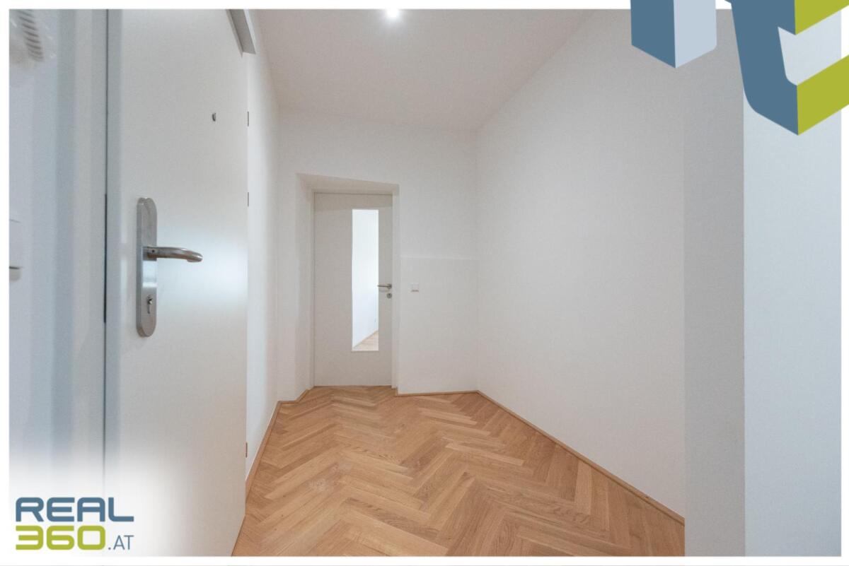 Gang mit Blick auf die Zimmer