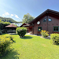 Ansicht Haus + Garten + Pavillon