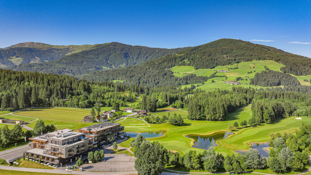 KITZIMMO-Neubauvilla mit Freizeitwohnsitz am Golfplatz - Immobilien Westendorf.