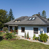 270m² gepflegter Bungalow (Zweifamilienwohnhaus) mit ausgebautem Dachgeschoss und 1.318m² Grund in Viktring in TOPLAGE