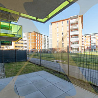 Terrasse & Eigengarten