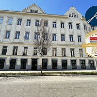 lange Straßenfronten - guter Werbeeffekt