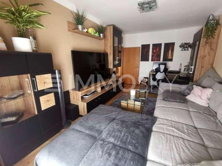Wohnzimmer Eingang