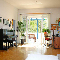 XL Wohnzimmer mit Loggia