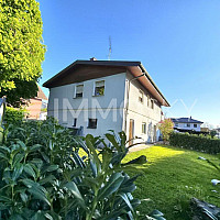 Mehrfamilienhaus